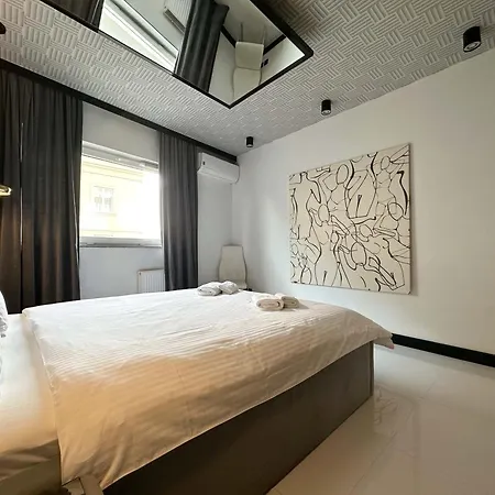Luxury Apartament Old Town Park City * Poznan
