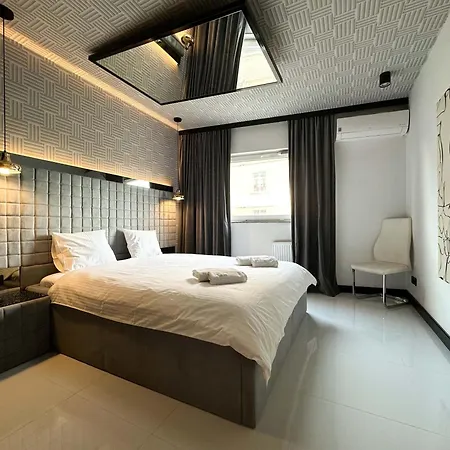 Luxury Apartament Old Town Park City * Poznan