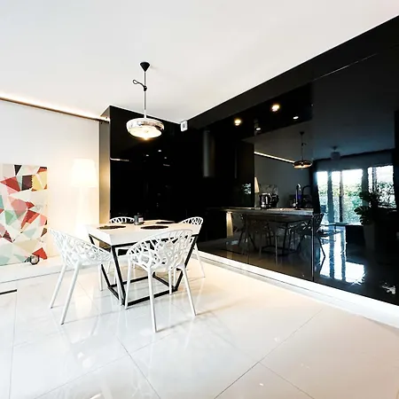 Luxury Apartament Old Town Park City Apartment Poznan